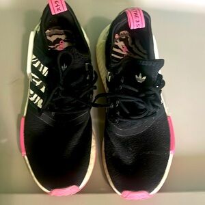 Adidas NMD zebra women’s